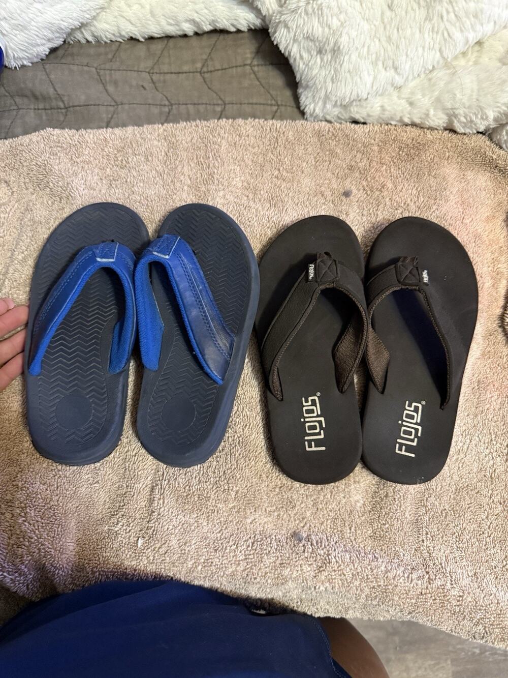 bundle - Flip Flop Sandals Slip-On kids size 11/12c
